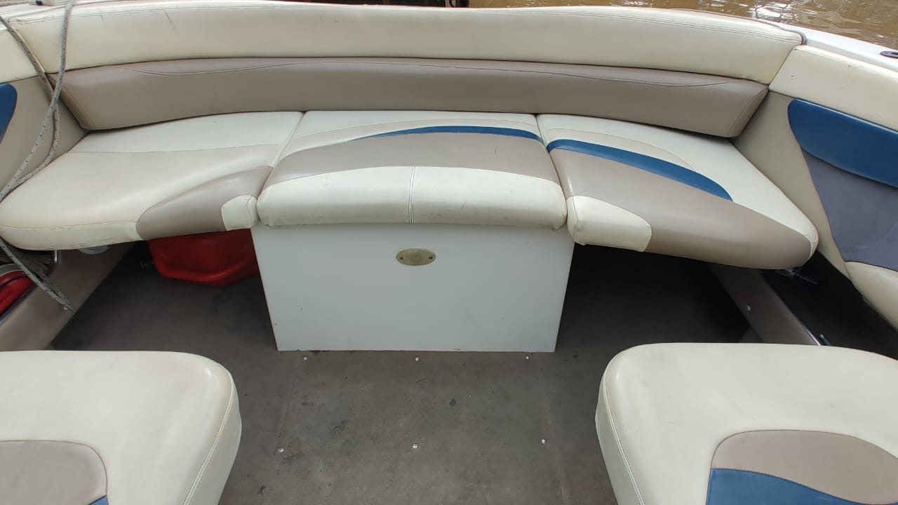 Four Winns 21 2000 Volvo 225 hp